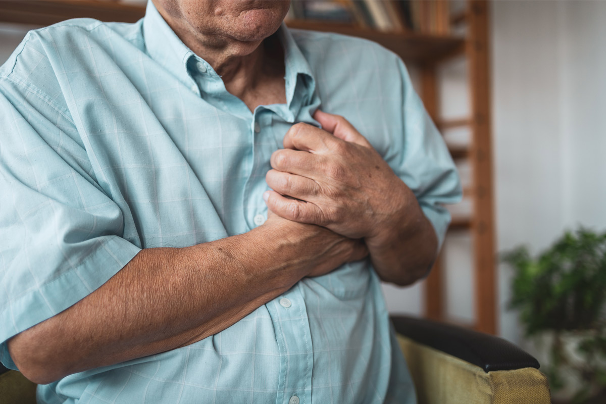 man having chest pain