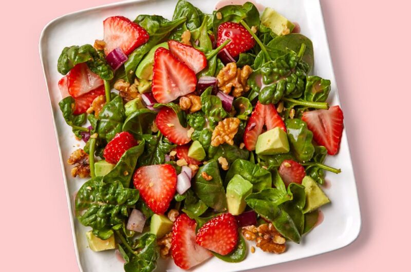 Strawberry Spinach Salad with Avocado & Walnuts